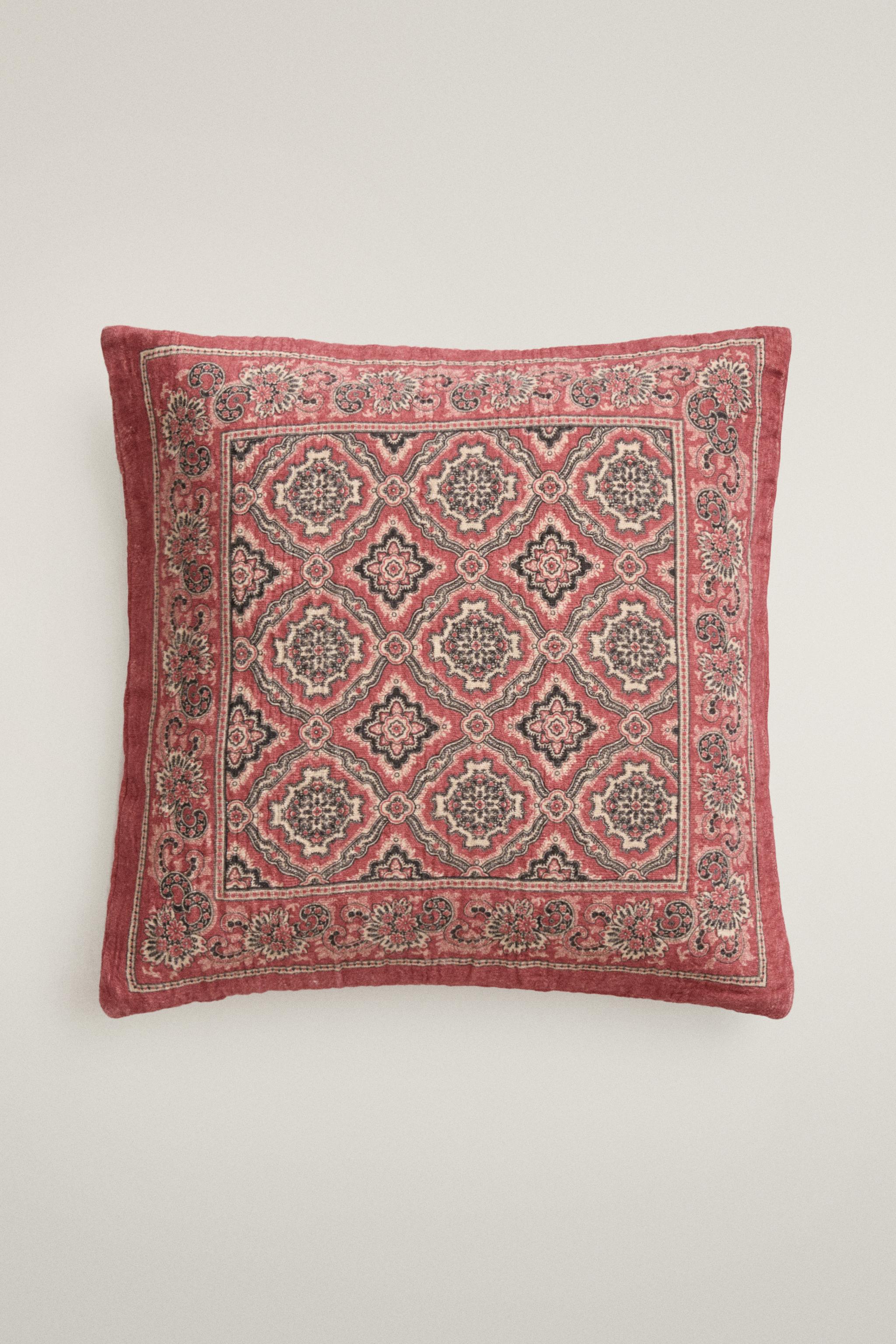 FLORAL THROW PILLOW COVER
